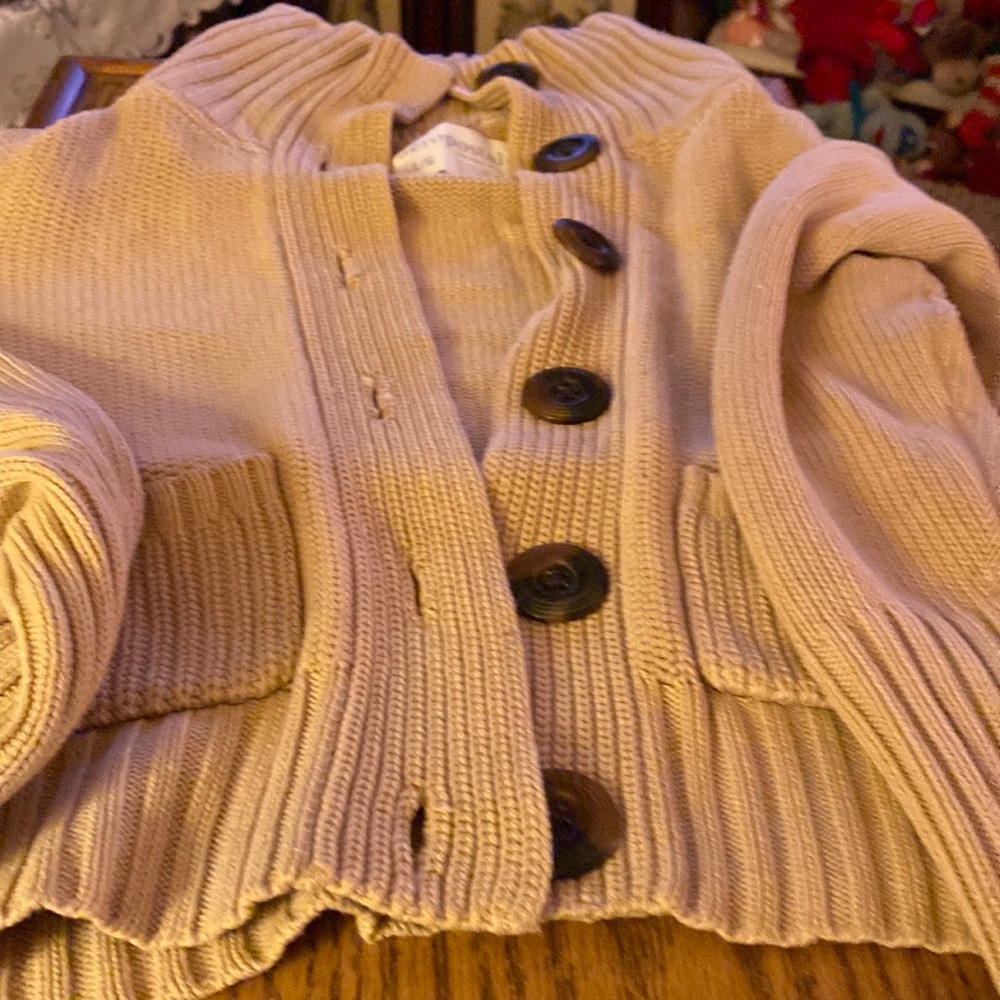 Jr beige cardigan large Aeropostale